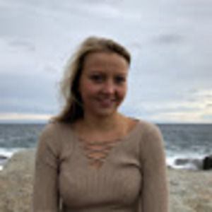 Meet your Posher, Alexandra